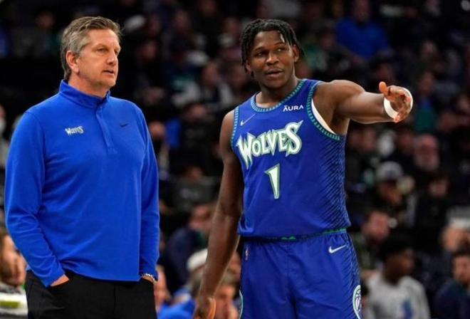 有人却在社 有人却在社